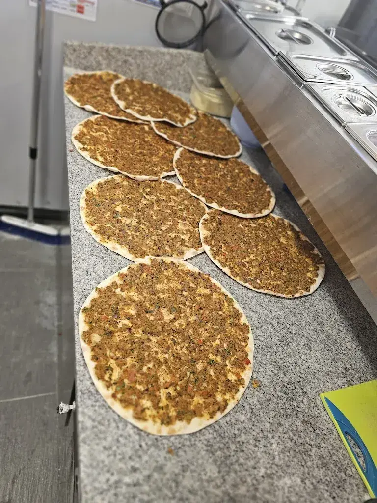 Victoria 007 GmbH restaurant à Pieterlen