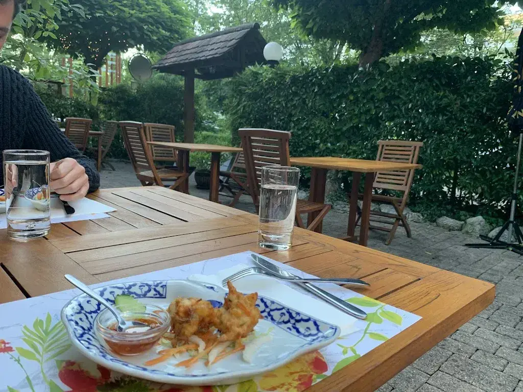 Anna Kaczmarek_Old Siam_Neuenhof_avis