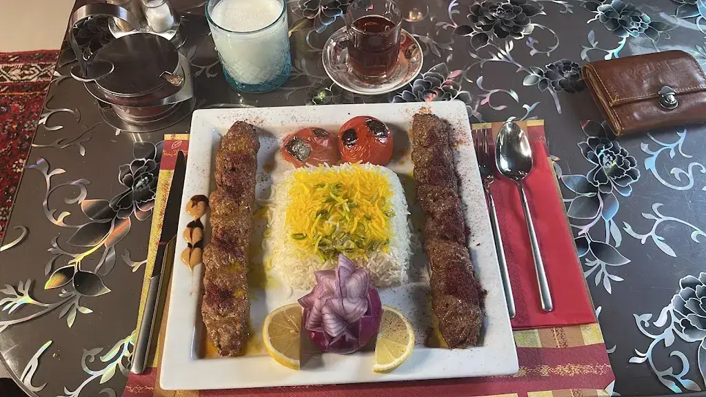 Sporobulu Mugambe_Persienmarkt_Neuenhof_avis