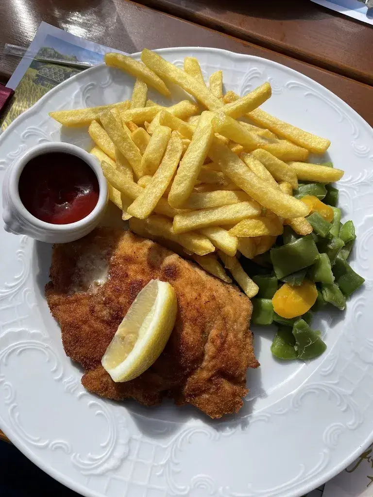 Roman Strebel_Hotel Löwen_Mellingen_reseña