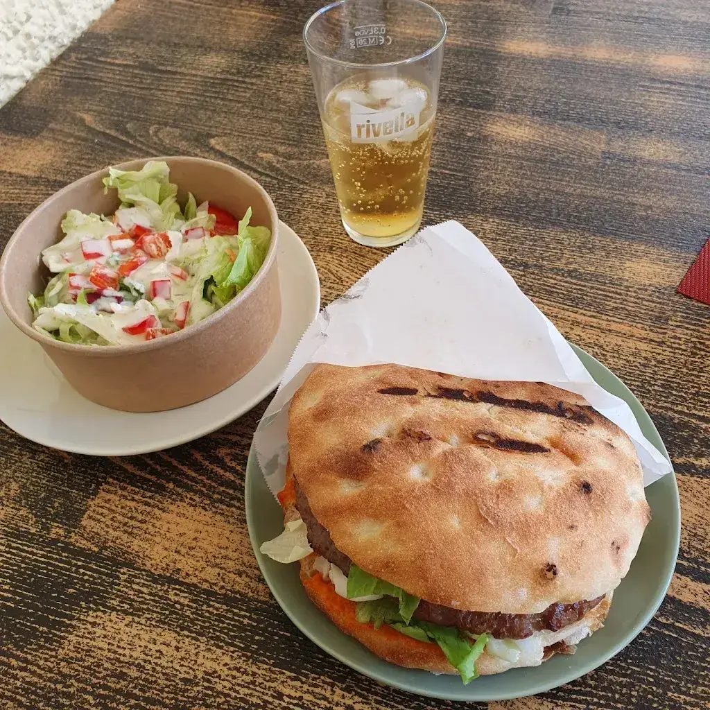 Martin Senn_Nue's Cafe GmbH_Wettingen_reseña