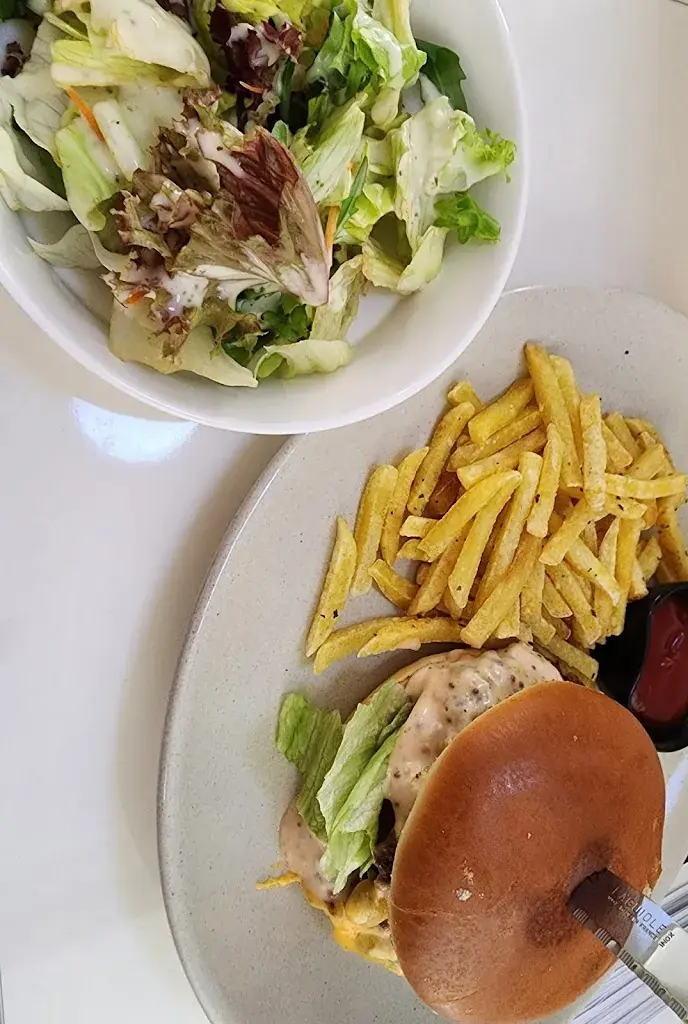 michal ngo_Café Bistro Bremgarten_Bremgarten_review