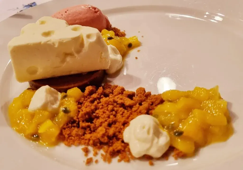 Steph Wartmä_Gasthof Rössli_Würenlos_recensione