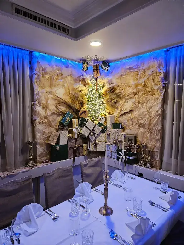 Gourman Bahnhof_Würenlos_slider_image_1