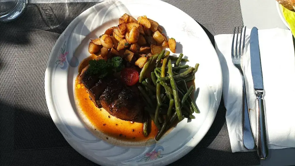 Menu_Restaurant La FONTAINE Rémy Tanner_Biel_image_7