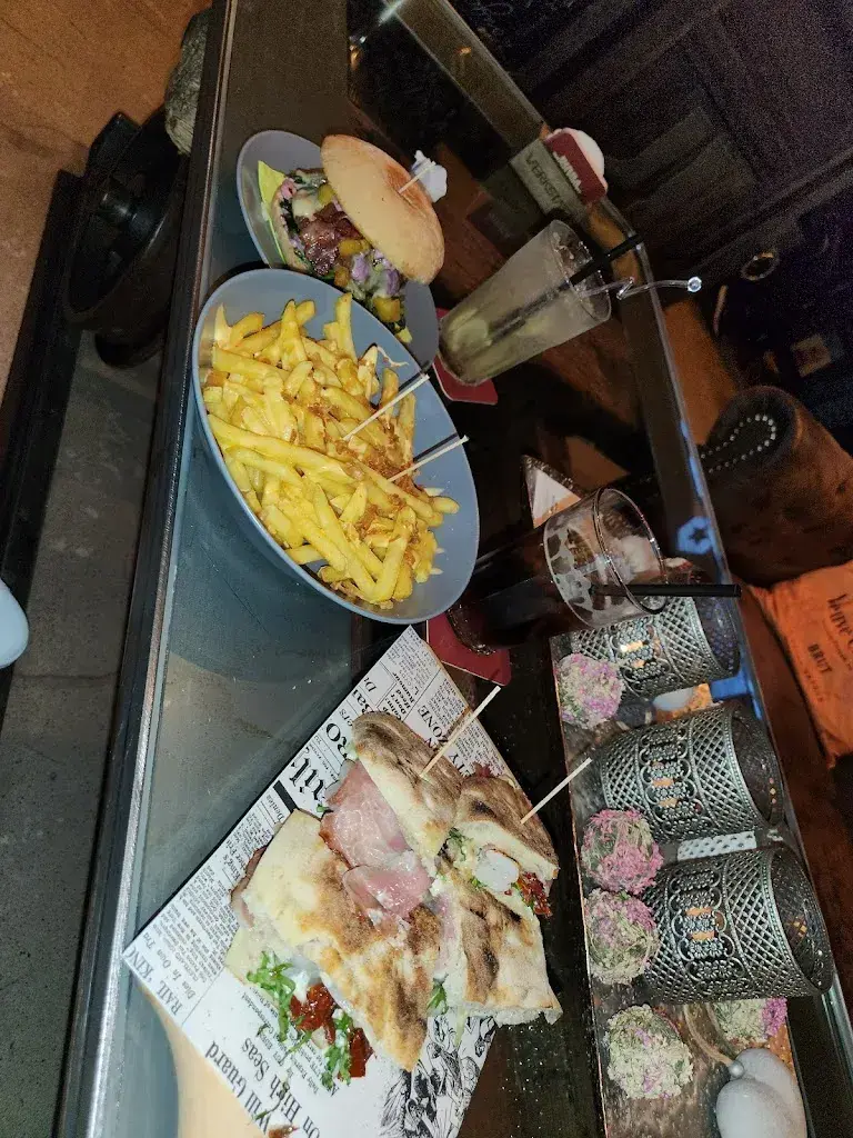 Menu_Amare Food Truck_Würenlos_imagen_2