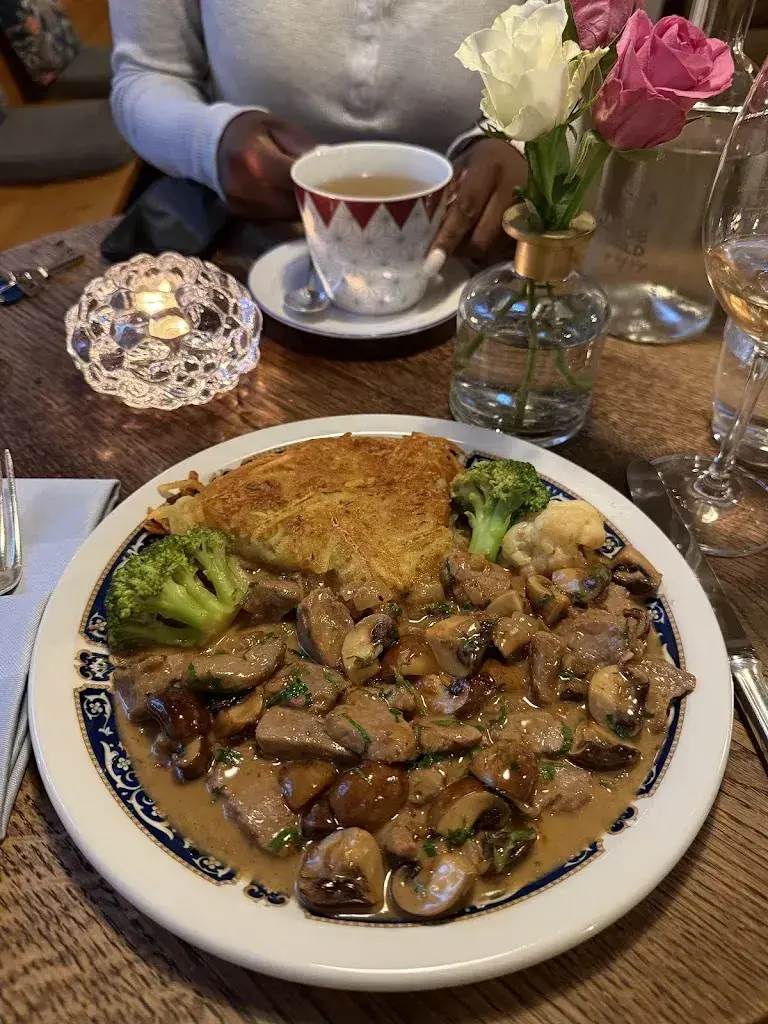 Gwen Bojan_Landgasthof Frohsinn | Restaurant | Gartenterrasse | Grill_Hedingen_review