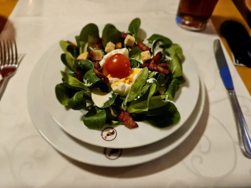 Hanspeter Keller_Güggeli Oase-Restaurant Hirschen_Oberwil-Lieli_review