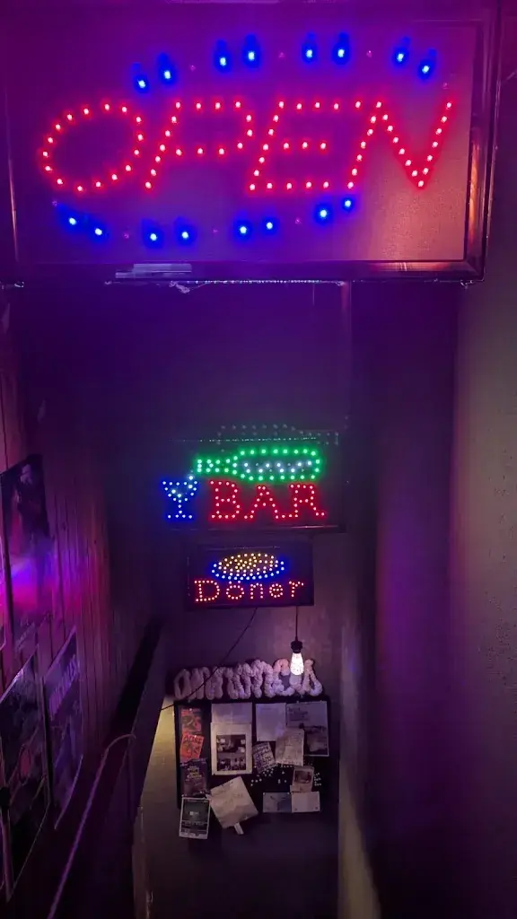 Tom Lee_Gärbi Breihaus_Bienne_review