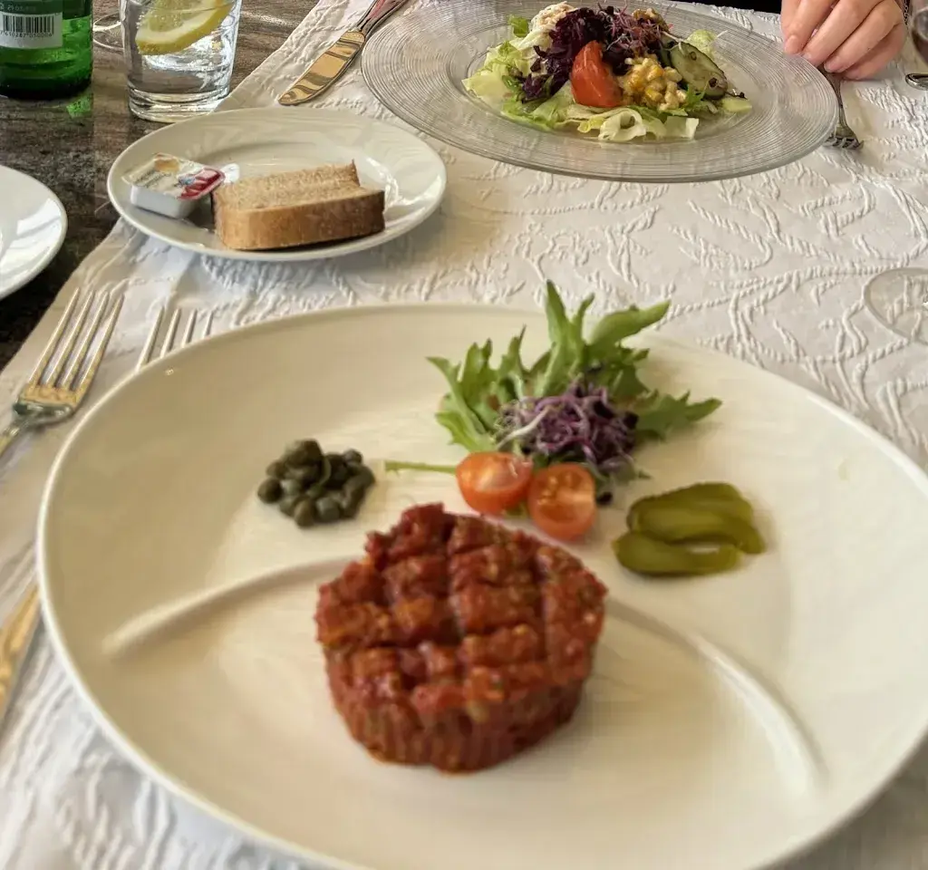 Serge Rohrbach_Restaurant Zum Güggel_Dottikon_review