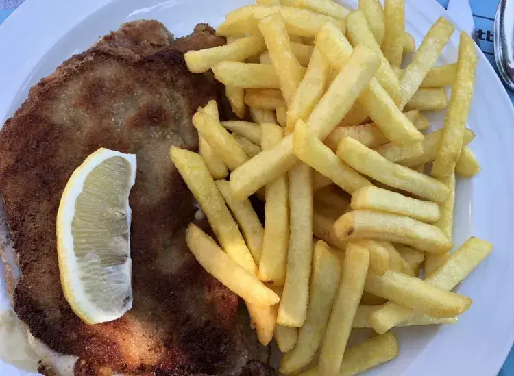 J. Ruetz_Hotel Bahnhof Dottikon AG_Dottikon_review