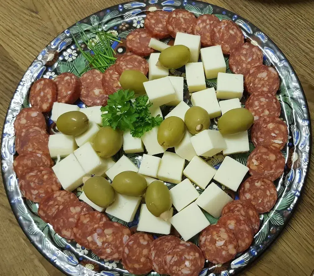 Menu_Il Treno Café & Shop (Kazim Kamptosun) Dottikon_Dottikon_image_3