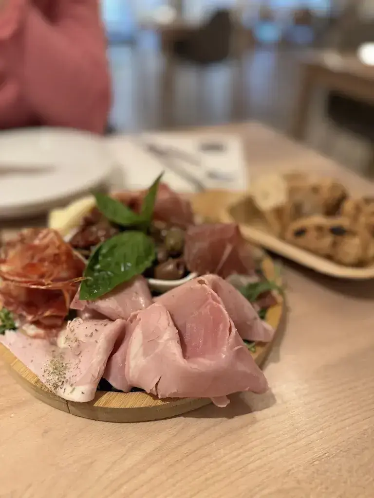 Menu_Food&Friends_Lenzburg_image_7