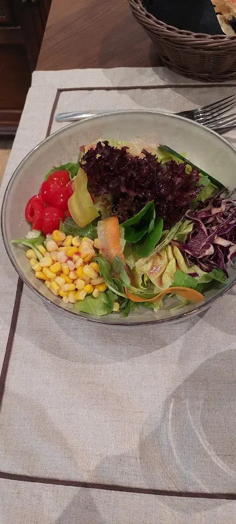 reto schmellentin_Restaurant Jägerstübli_Hendschiken_review