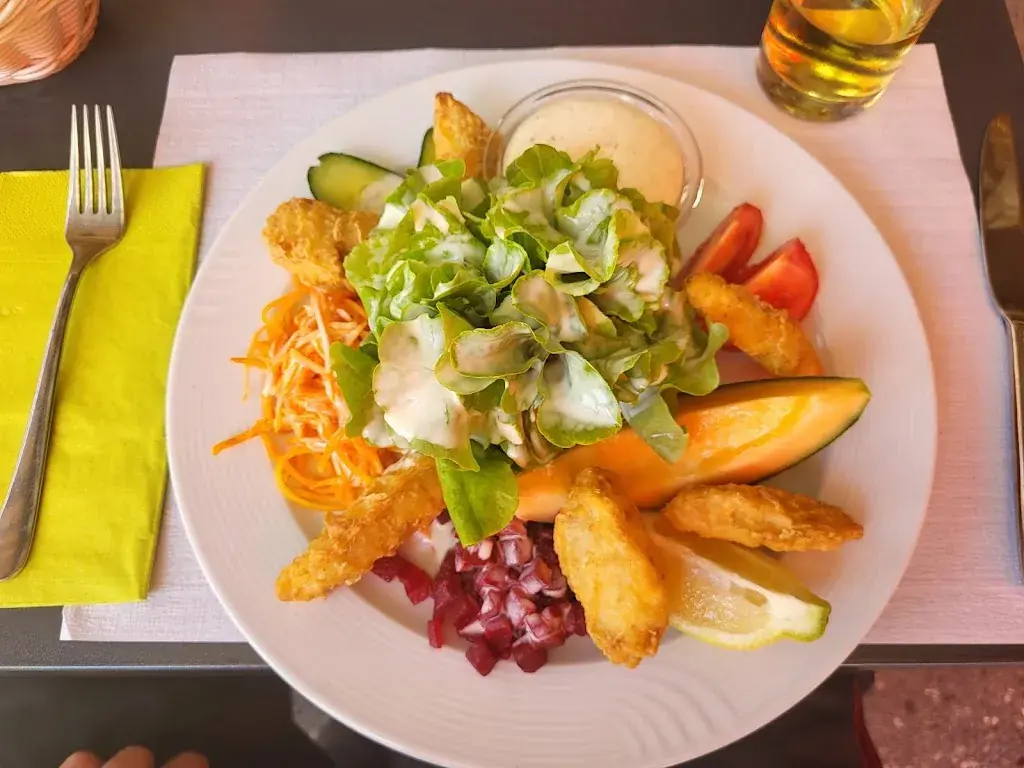 Thomas Huegli_Hirschen_Anglikon_review