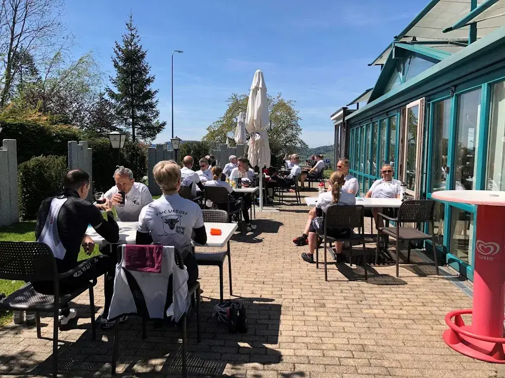 Hans Jürg Büschlen_Restaurant Bauernhof_Bettwil_review