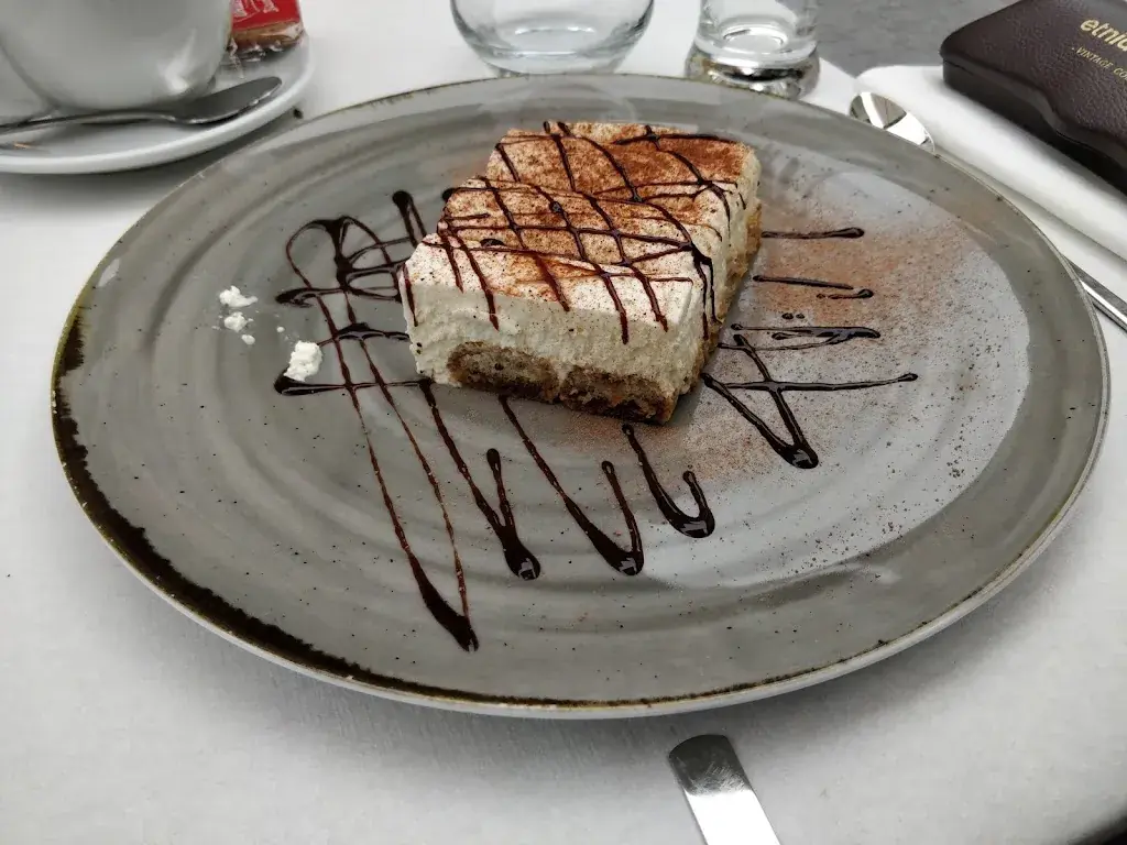 Commercio ristorante a Brugg