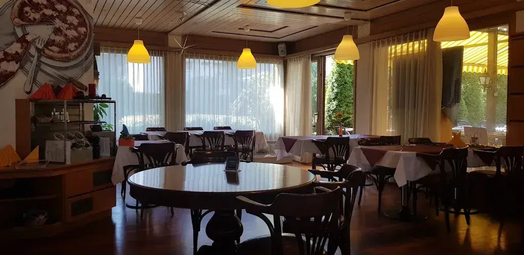 Essen In_Flachsacher_Lupfig_review