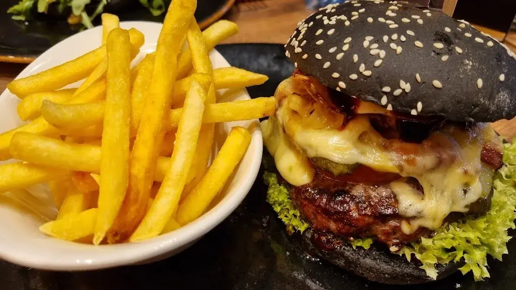 Steph Wartmä_Cholehof | Burger & Menüs_Brugg_review
