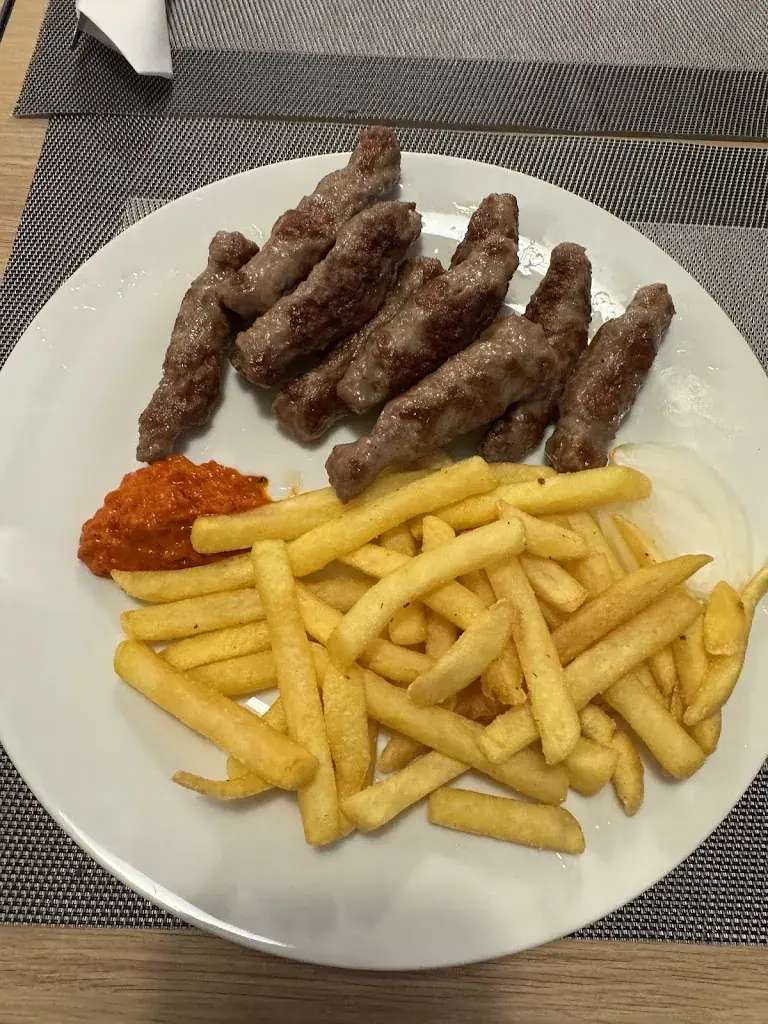 Menu_DiVaDiS Italienische- Balkanische Küche, Burek, Cevapcici, Pizza, Pide_Schinznach-Bad_image_5