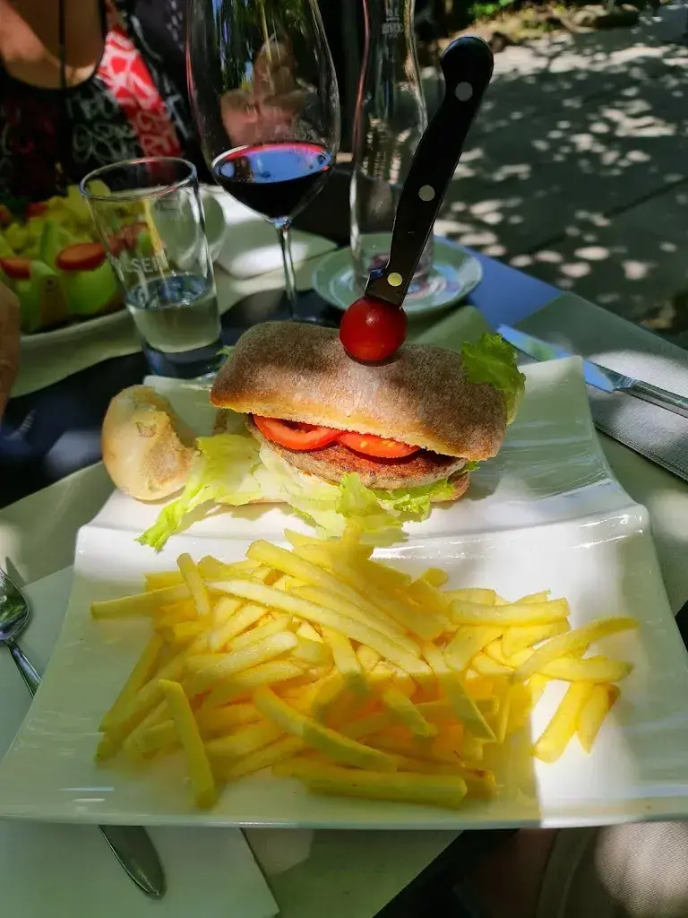 R. Clausen_Restaurant Bad-Stübli_Schinznach-Bad_review