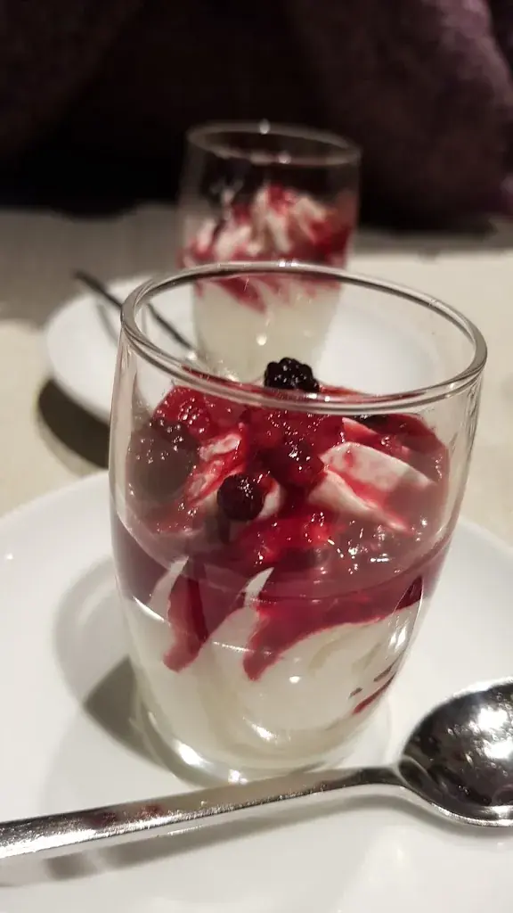 TravisTJS_Falken / Faucon_Biel_review