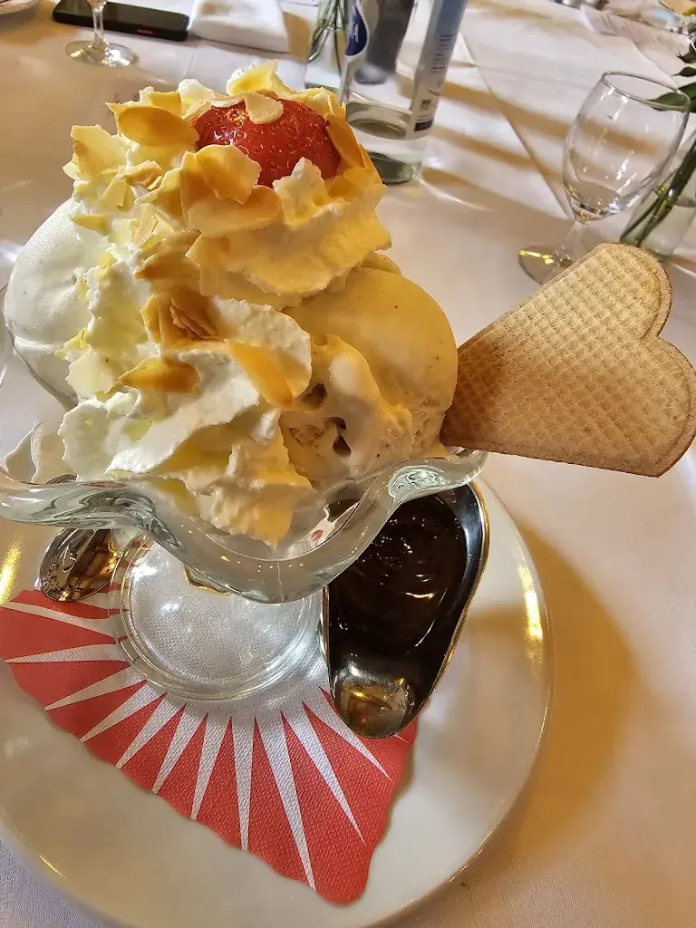 R. Zimmermann_Rathaus_Zofingen_review