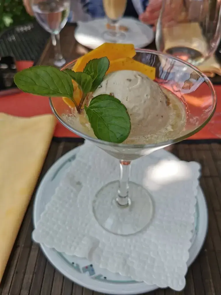 Patrick Rohner_Buurestube_Birrwil_review