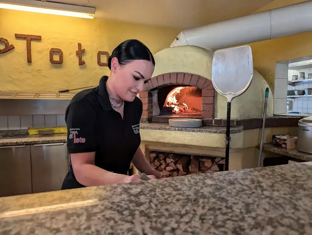 Dmitry Matiuhin_Ristorante Pizzeria da Toto_Biel_avis