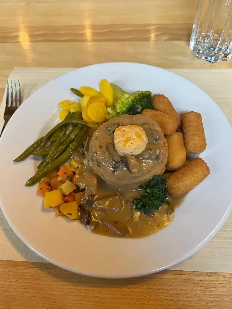 Urs Bosch_Restaurant Kafichanne_Unterkulm_reseña