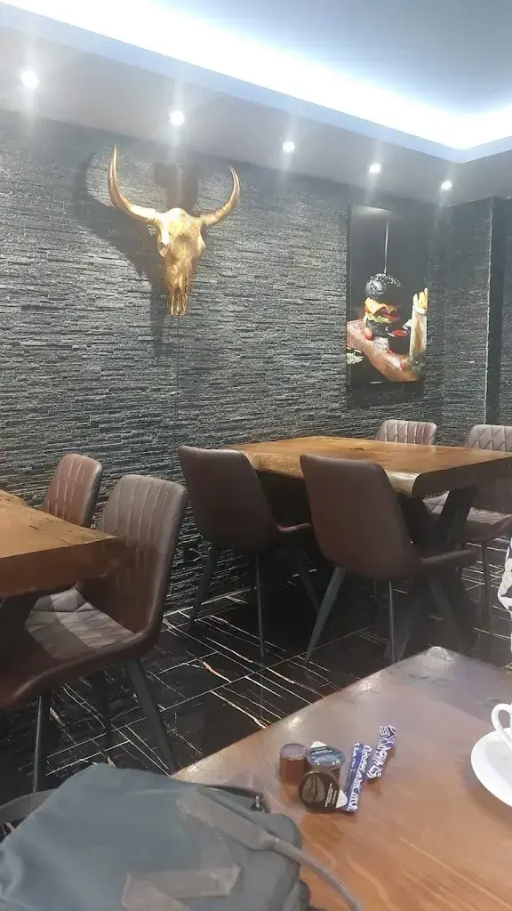 L R_Life point by Atalay‘s_Unterkulm_review