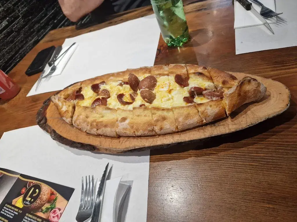 Castellana Automobile AG_Life point by Atalay‘s_Unterkulm_review