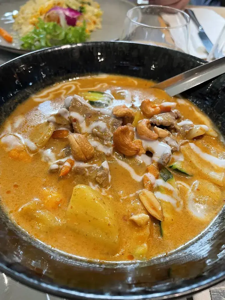 Ana Maria Palacios_Wan Di Thai Restaurant_Leutwil_reseña