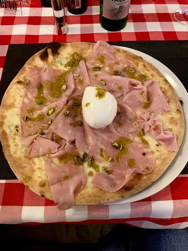 V X_La Perla Del Sud_Zürich_avis