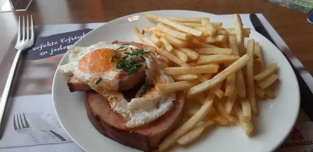 Geni Barmettler_Rosengarten_Reinach_review