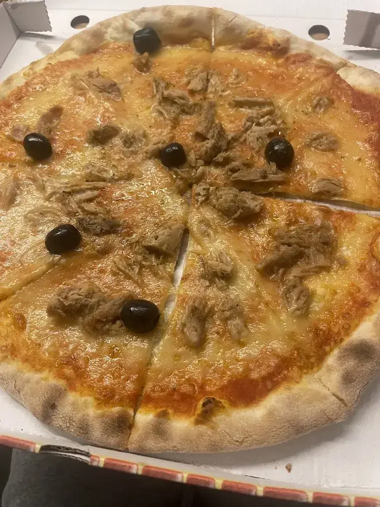 Sheila Rekic_Pizzeria Buon Gusto_Menziken_review