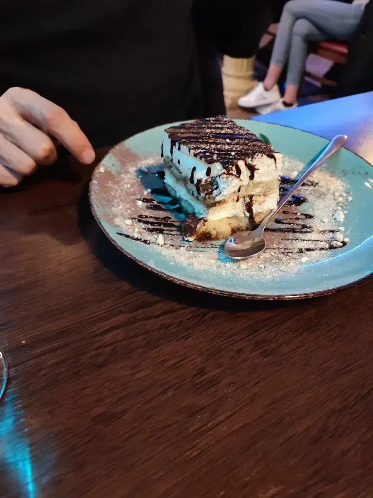 elena paduraru_Il Castello_Menziken_review