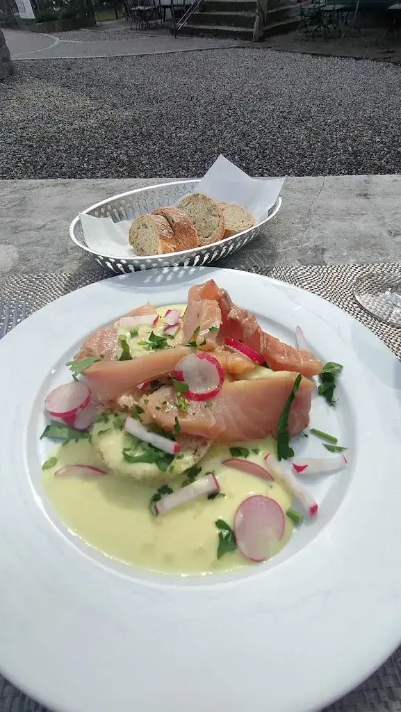 Christophe Schille_Hotel / B&B und Beizli Huus 74_Menziken_review