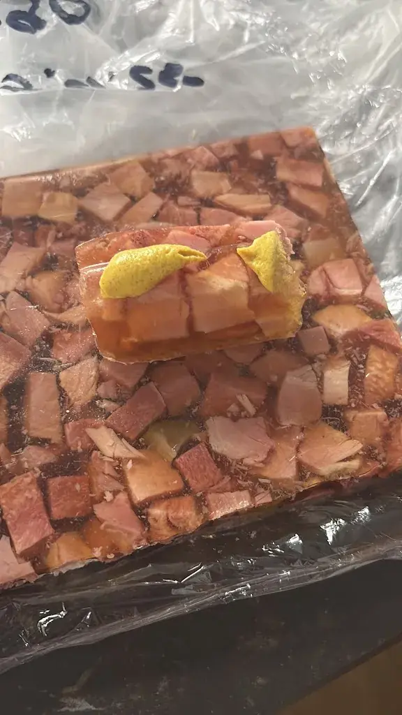 Daniel Gehriger_Drachenstübli GmbH / Kunstspenglerei_Wölflinswil_avis