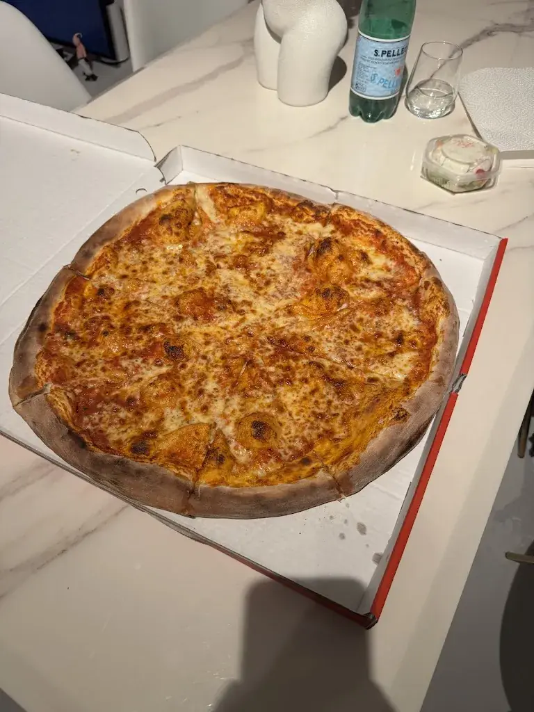 Francesco Santagada_Pizza Express La Piazza_Schwaderloch_review