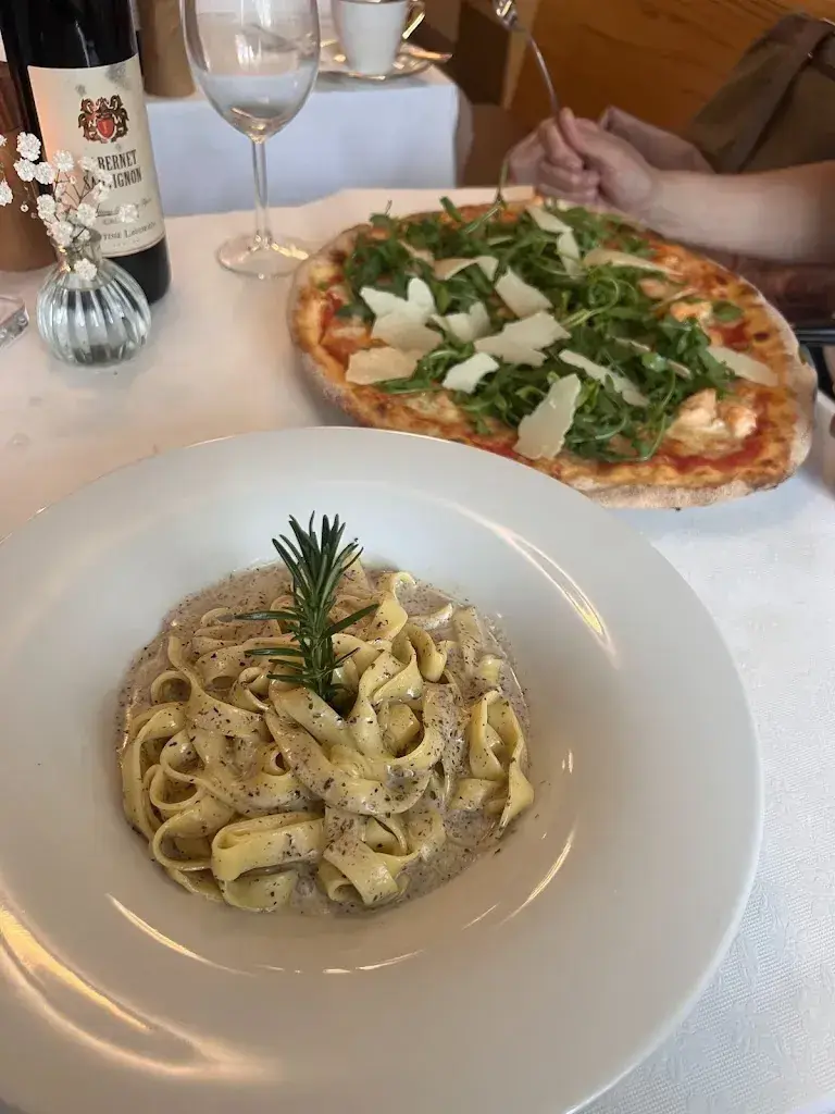 Teodora Rădulescu_Dolce Vita_Münchwilen_review