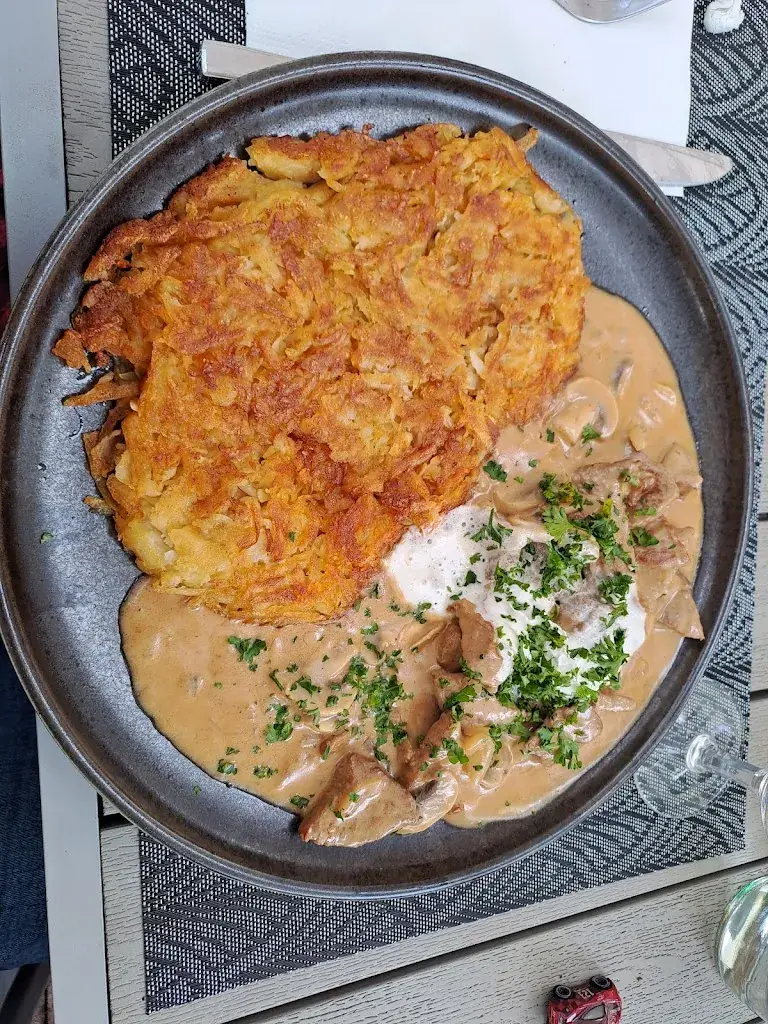 Frohsinn Bözen restaurant à Bözen