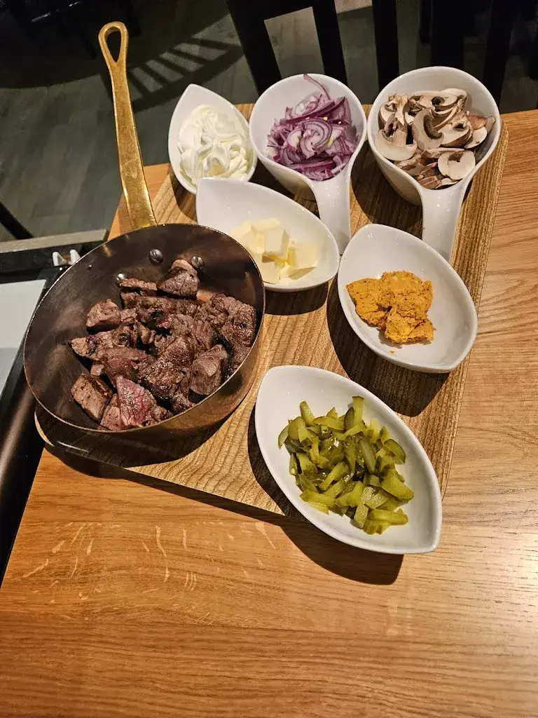 Michael Benz_Restaurant Bürgis Kathi's Schmankerl_Egliswil_review