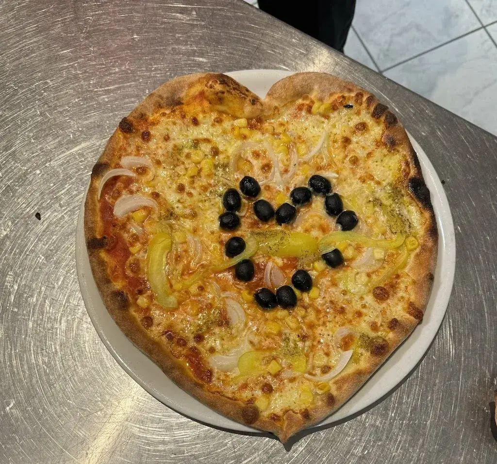 Yelin Dagdas_Egliswiler Holzofen Pizza Kurier_Egliswil_review