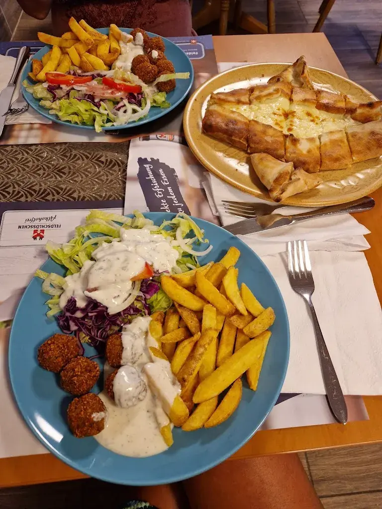 Aurora Hofer_Farmi`s Pizza & Kebap_Fahrwangen_review