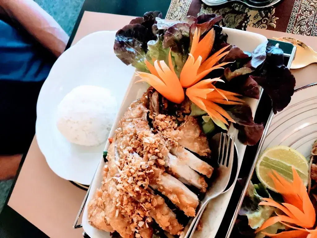 Menü_Thai Living Restaurant + Take Away_Nidau_Bild_6