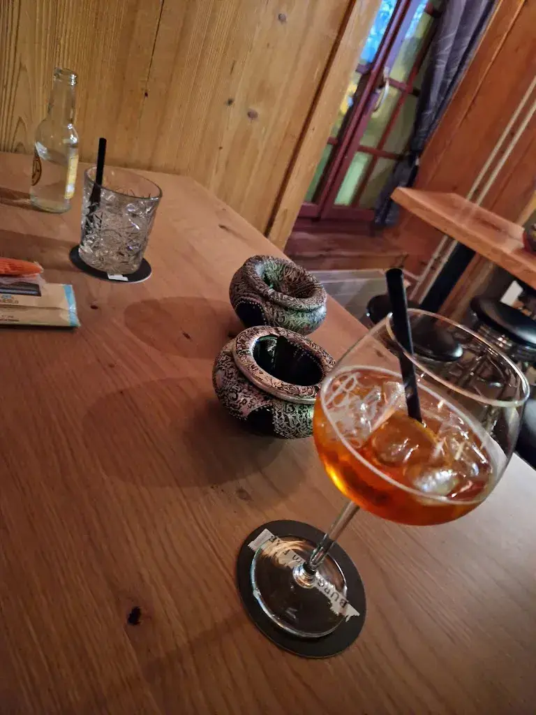 Selina Ewen_Burgturm Villa BAR Seengen_Seengen_review