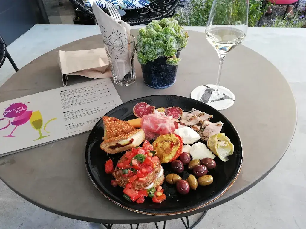 Menu_Veritas WeinLounge & Restaurant_Muri_image_5