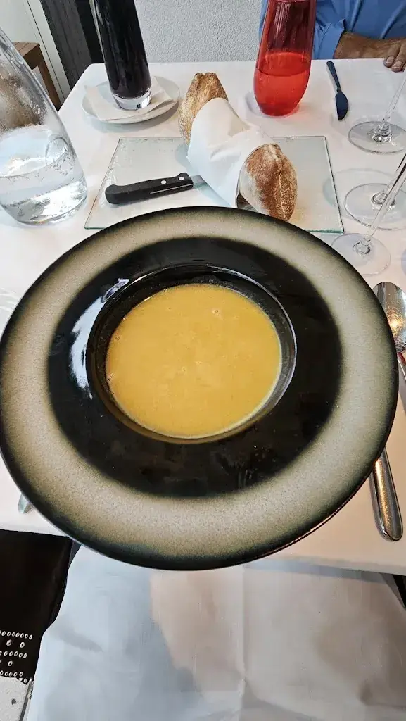 Irina Viktorovna_Reussbrücke_Ottenbach_recensione