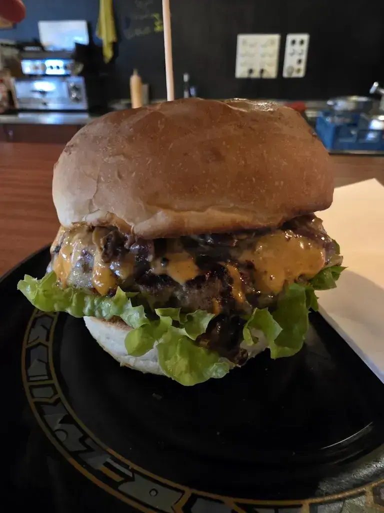 Gianluca Astorino_Bahnhöfli Pub_Boswil_review